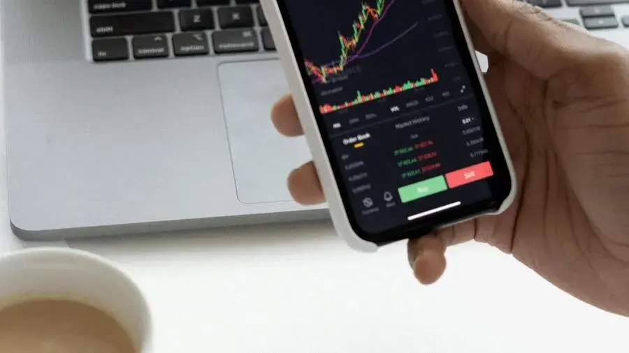 Scalping Strategy for Crypto Prop Challenges: What Works