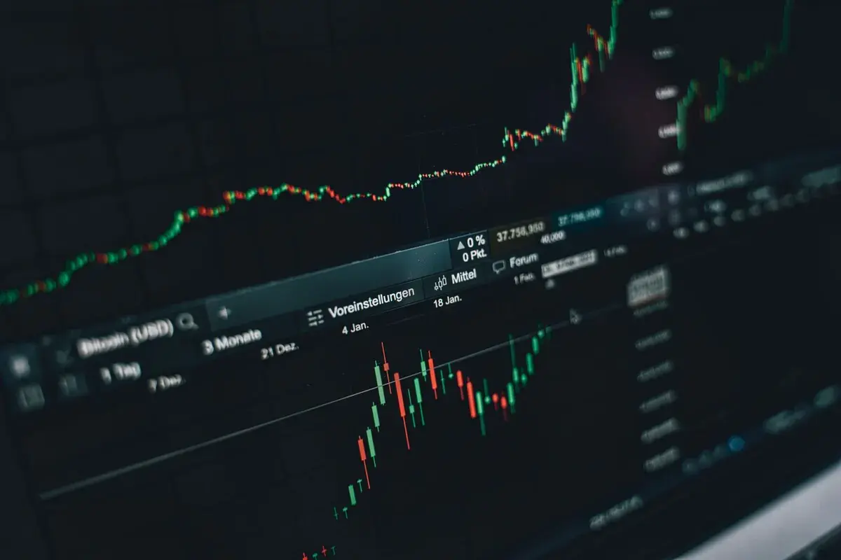 What Is Algorithmic Trading? A Clear Guide